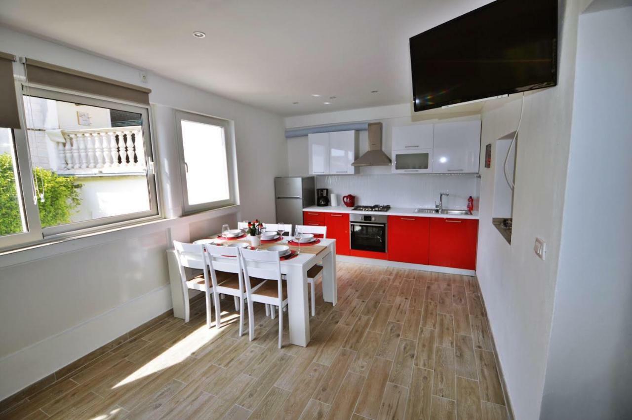 Apartman Martina เบทินา ภายนอก รูปภาพ