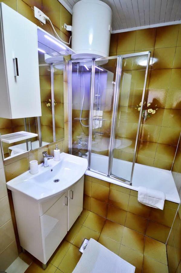 Apartman Martina เบทินา ภายนอก รูปภาพ