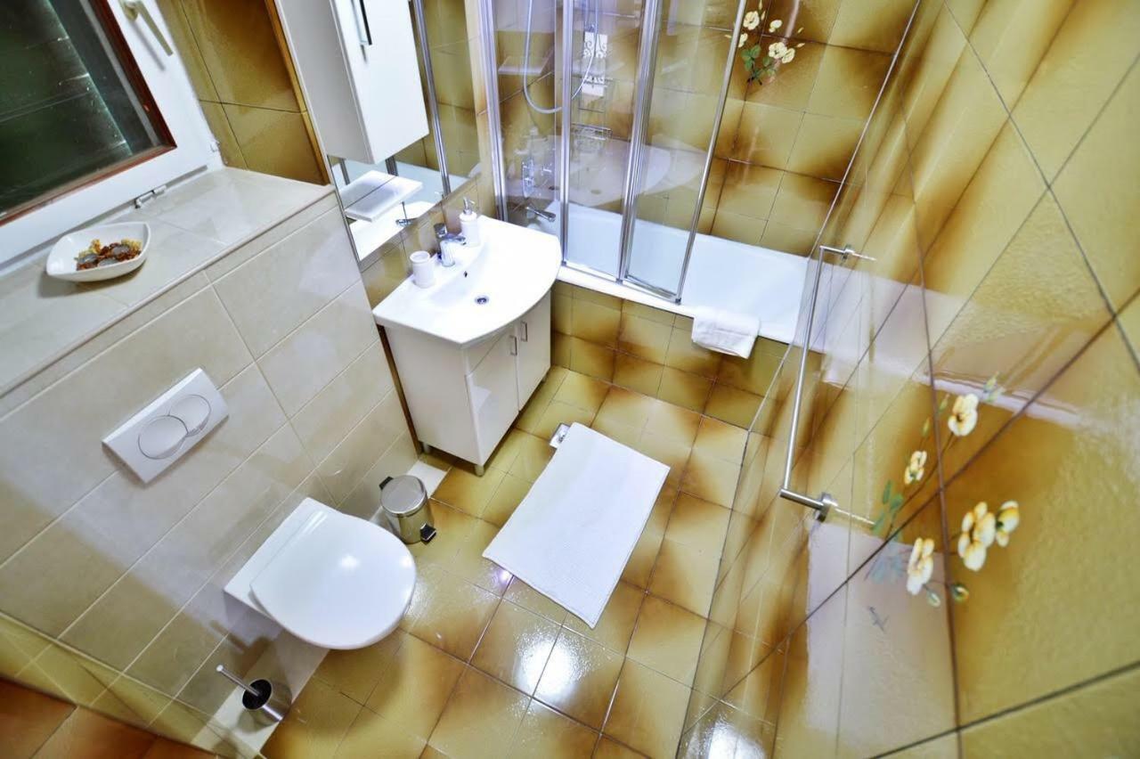 Apartman Martina เบทินา ภายนอก รูปภาพ