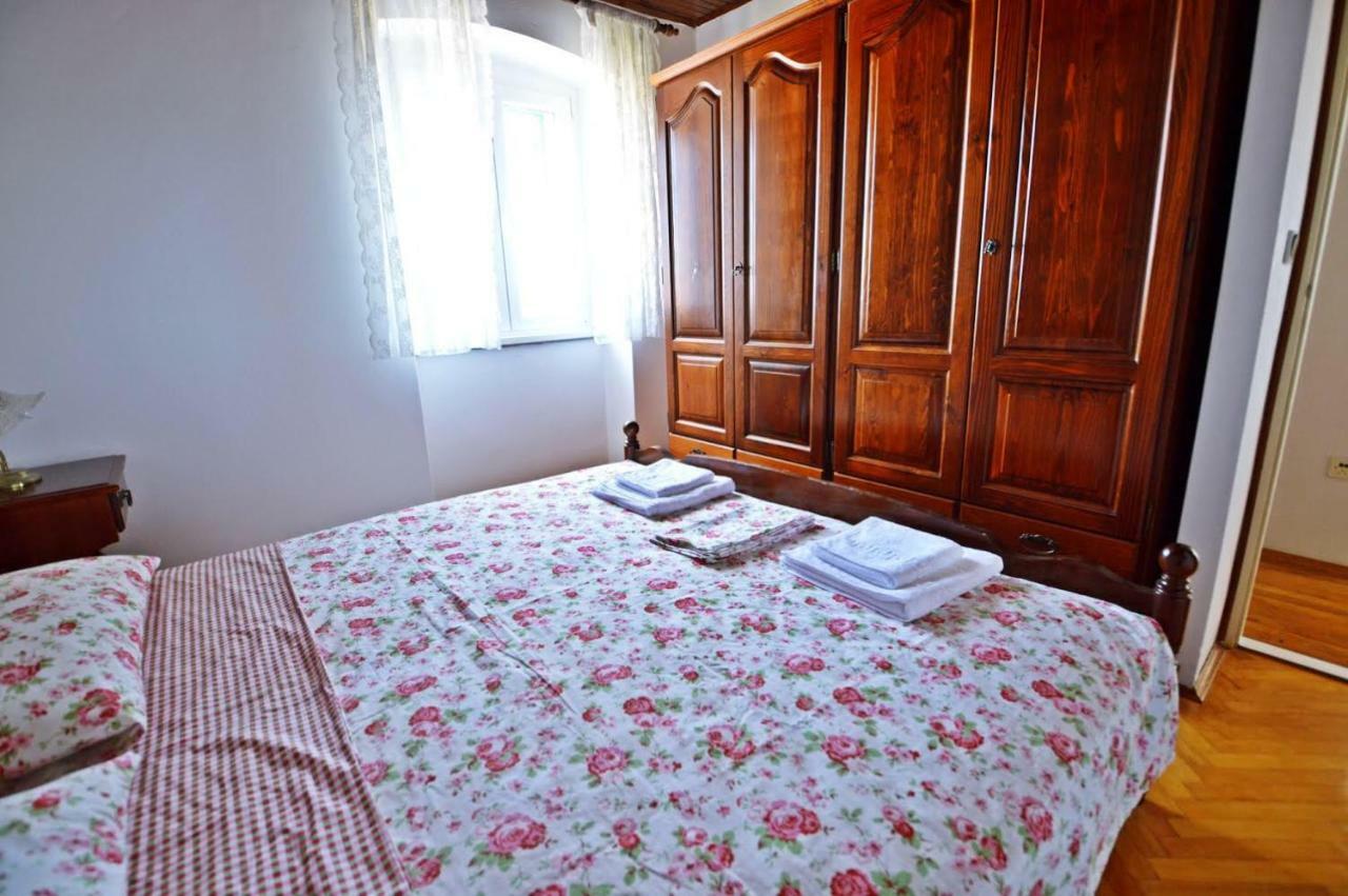 Apartman Martina เบทินา ภายนอก รูปภาพ